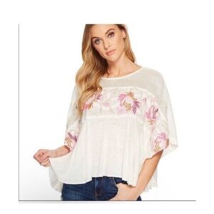 Free People Love Letter Embroidered floral cream/pink oversized top